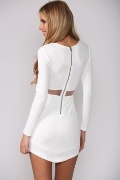 Long-sleeved white dress.Round neckline.Sheer mesh stripe at waist.Back zip.Bodycon fit.Polyester.