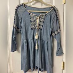 Hannah Xl Boho/Embroidered Top. Never Worn But Noticed After Purchase Small Pulls Under Arms (See Pics). No Stains. Smoke Free Home. Casual Blue Embroidered V-neck Top, Casual Floral Embroidered Tunic Top, Casual Long Sleeve Embroidered Beach Top, Casual Long Sleeve Embroidered Top For Beach, Blue Casual Embroidered V-neck Top, Blue Long Sleeve Embroidered Top For Beach, Blue Casual Tops With Embroidered Hem, Casual Blue Top With Embroidered Hem, Blue Casual Embroidered Top For Vacation