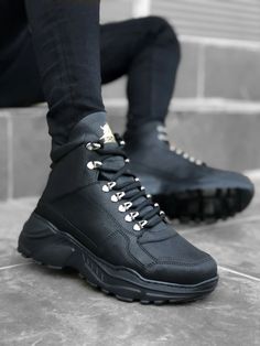 Buy BA0154 Lace-up Men's High-Sole Black Sport Boots. BOA shoes is very extremely comfortable shoes for men and one of the best selling shoes you can buy and looking for to add to your everyday style shoes collection. Comfortable Shoes For Men, Sport Boots, Comfortable Mens Shoes, Shoes Collection, Lace Boots, Shoes For Men