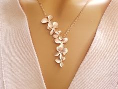 Orchid Flower Necklace for Bridesmaids handmade jewelry Gifts for Her Unique First Mother's Day Gifts Personalized Gifts for mom  Looking for a stunning piece of jewelry that will add elegance and sophistication to any outfit? Look no further than our Orchid Flower Rose Gold Necklaces for women and Orchid Earrings Bracelet. Handmade with care, these pieces feature exquisite attention to detail. The delicate orchid flowers are crafted from high-quality materials, ensuring they will last for years Gold Necklace Bridal, Orchids Wedding, Orchid Necklace, Orchid Jewelry, Orchid Earrings, Mothers Bracelet, Wedding Pendant, Diamond Bar, Mom Jewelry