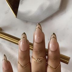 Subtle but elegant gold French tips Gold French Tips, Manicured Nails, Formal Nails, French Tips, Neutral Nails, Prom Nails, Classy Nails