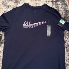 Mens Nike T-Shirt Size Xl Navy Blue Nwt Nike Graphic Tee With Moisture-wicking, Nike Graphic Tee With Moisture-wicking Technology, Nike Sports T-shirt In Navy, Nike Navy T-shirt For Sports, Nike Blue Crew Neck T-shirt, Nike Navy T-shirt With Graphic Print, Nike Mens Shirts, Nike Urban Relaxed Fit T-shirt, Nike Blue Short Sleeve T-shirt