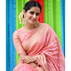 Ashika Ranganath Saree, Ashika Ranganath, Saree Women, Simple Saree Designs, Modern Saree, Saree Photoshoot, Teen Girl Dresses