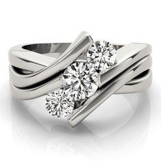 two stone diamond ring in white gold with an intertwined band and round brilliant cut diamonds