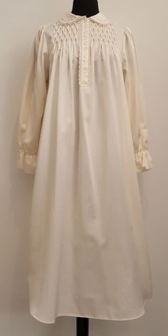 Vintage Elaine Taylor Petites Winter Nightgown Robe, Size PS | Clothing, Shoes & Accessories, Vintage, Women's Vintage Clothing | eBay! Vintage Cream Sleepwear For Wedding Night, Vintage White Nightgown For Sleepovers, Vintage White Nightgown For Sleepover, Cream Nightgown With Lace Trim For Bedtime, Vintage Cream Nightgown For Sleep, Vintage Cream Nightgown For Bedtime, Vintage Cream Nightgown, Cream Vintage Nightgown For Bedtime, Vintage Beige Sleepwear With Lace Trim