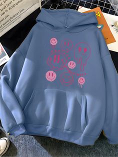 Introducing the Comical Fleece Funwear Hoodie – a cozy and stylish addition to your wardrobe. Featuring playful graphic prints and crafted from plush fleece, it offers unparalleled warmth and comfort. Its sportswear-inspired design ensures you stay fashionable while providing you with a loose-fit for easy movement. Perfect for relaxed outings and lounging at home. Designed by Thekittenpark Graphic Design Hoodies, Estilo Chic, Sweater Collection, Funny Graphics, Look Chic, Casual Fits, Casual Wardrobe, Graphic Hoodies, Casual Outfit