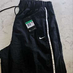 Never Worn Womens Black Nike Xl Windbreaker Pants Adidas Windbreaker Pants, Nike Windbreaker Pants, Nike Track Pants, Windbreaker Pants, Jumpsuits Women, Nike Windbreaker, Kawaii Room, Black Nike, Pants Color