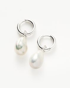 Shop the Baroque Pearl Drop Tunnel Mini Hoop Earrings Sterling Silver at Missoma. Visit our website today to browse our collection of gold and silver Earrings. Earring Styles, Malachite Necklace, Baroque Pearl Earrings, Prom Jewelry, Mini Hoop Earrings, Pearl Pendant Necklace, Freshwater Cultured Pearls, Everyday Earrings, Recycled Sterling Silver