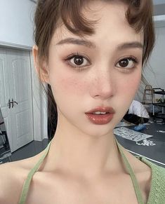 Latte Makeup, The Beauty Of A Woman, Light Makeup Looks, Doll Eye Makeup, Retro Makeup, Make Up Inspo