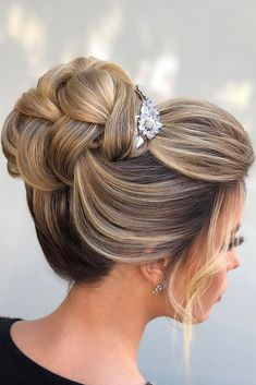 Mother Of The Bride Hair, Bridal Hair Updo, Wedding Hair Inspiration, Elegant Hairstyles, Bride Hairstyles, Bridesmaid Hair