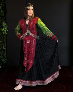 Explore our exclusive collection of Afghan dresses at Dipdaz, where tradition meets modern elegance. Our range includes stunning Afghan bridal dresses, wedding dresses, and ethnic dresses, perfect for every occasion from weddings to henna parties. We also offer luxury Afghan dresses, modest designs, and casual wear, ensuring there's something for everyone. Key Features: Customizable & Personalized: Each dress can be tailored to your preferences, including sleeve length and neckline style. Availa Afghan Culture, Bridal Dresses Vintage, Balochi Dress, Ethnic Dresses, Afghan Dress, Afghan Wedding, Wedding Henna, Henna Party, Afghan Fashion