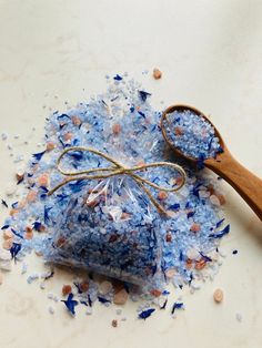 "10pcs cornflowers bath salt favors, Bridal shower favors, Personalized thank you mini bulk gifts, Blue party favors, From my shower to yours Embellish your wedding table or bridal shower party with cornflowers bath salt favors with your personalized text. These miniature bath salt bags are an exquisite gift for wedding and baby shower guests, or bridal shower party thank you gift favors. Details: each bag weights 1,4 oz (40g) and measures for bags approx. 2,7 x 4\" (7x10cm). You will receive 10 Blue Party Favors, Blue Bridal Shower Favors, Bath Salt Favors, Cornflower Wedding, Salt Favors, From My Shower To Yours, My Shower To Yours, Winter Favors, Gender Reveal Party Favors