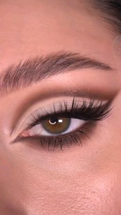 makeup | Natural eye makeup, Makeup routine, Eye makeup tutorial Eye Makeup Techniques, Eye Makeup Steps, Eye Makeup Art, Natural Eye Makeup, Makeup Pictures