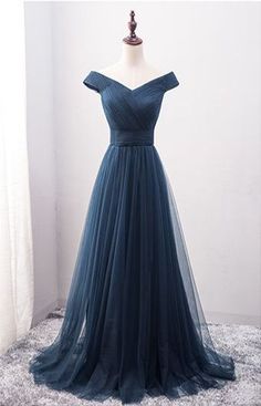 Off The Shoulder Prom Dress, Sukienki Maksi, Navy Blue Prom Dress, Navy Blue Prom, Gif Illustration, Prom Dresses Off The Shoulder, Food Makeup, Tulle Long Prom Dress, Navy Blue Prom Dresses