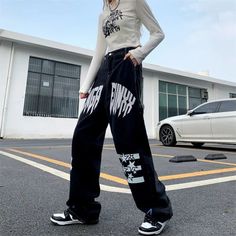 Black Star Print High Waist Jeans Punk Street Style, Hooded Knit Cardigan, Hip Hop Fashion 90s, Hip Hop Jeans, 90s Hip Hop Fashion, Trendy Fits, Jean Large, Trendy Jeans, Moda Jeans