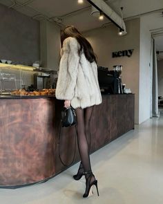 Fashion 90s, Paris Mode, Neue Outfits, Looks Chic, 가을 패션, 여자 패션, Looks Style, Winter Fashion Outfits, Mini Dresses