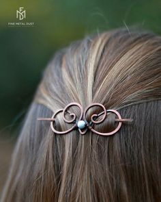 Hey, I found this really awesome Etsy listing at https://www.etsy.com/listing/612562885/rustic-copper-hair-clip-or-slide-spiral Copper Hair Accessories, Copper Hair Pin, Wire Wrapped Hair Accessories, Country Hair, Metal Hair Accessories, Spiral Jewelry, Copper Wire Art, Copper Work, Copper Accessories