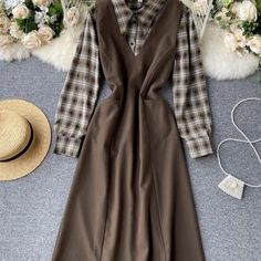 Sleeveless Plaid Dress For Fall, Vintage Style Women, A Line Midi Dress, Plaid Print Shirt, Suits Casual, Cute Dress Outfits, Sleeveless Vest, Style Women, Casual Style Outfits