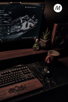 Desk setup Moody Desk Setup, Dark Academia Desk, Tech Home Office, Cozy Desk, Gamer Setup, Computer Set, Pc Gaming Setup, Desk Inspiration