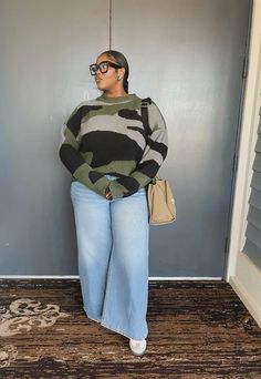 Spring Sneaker Outfits Black Women, Midsize Fall Outfits Black Women, Mid Size Outfits Black Women, Fall Casual Outfits Black Women, 50 Degree Weather Outfit Fall, 50 Degree Weather Outfit, Outfits Black Women, Slides Outfit, Outing Outfit