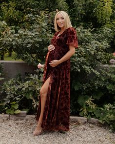 Shine in your own golden hour with the Uma Velvet Maxi Dress | Copper Floral 🤩🍂 Oh so soft, bump friendly, and available in sizes XS - 3XL! ☀️ Bump Friendly Dress, 25 Weeks Pregnant, Maternity Wardrobe, Baltic Born, Velvet Maxi Dress, Velvet Maxi, Pregnancy Wardrobe, Flowy Shorts, Maternity Shoot