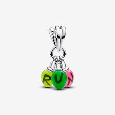 Light up the Upside Down with our Stranger Things Glow-in-the-dark Run Dangle Charm. Hand-painted enamel holiday lights glow in the dark, spelling out R-U-N, the iconic message used by Will Byers to communicate from the Upside Down. Gift it to the ultimate Stranger Things fan in your life or add it to your own collection - before they disappear! - Pandora Stranger Things Glow-in-the-dark Run Dangle Charm - Enamel / Sterling silver / Cubic Zirconia / Multicolor Pandora Essence, Ge Bort, Disney Charms, Bracelet Tennis, The Stranger, Will Byers, Pandora Charm, Bracelet Cuir, Charm Rings