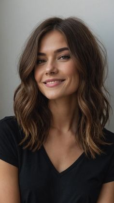 Trendy Haircuts For Women, Fall Hair Color For Brunettes, Round Face Haircuts, Trendy Haircuts, Short Haircut, Asian Hair, Hairstyles For Round Faces, Cut My Hair, Medium Hair Cuts