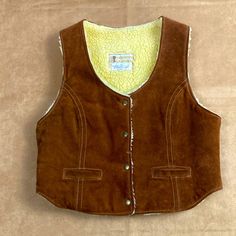 In Excellent Vintage Condition. Snap Front, Suede Shell, Shearling Lined. Size : 16 13.75” Shoulder 19” Pit To Pit 19.25” Back Length 11.25” Armhole What You See Is What You Will Get. Thank You. 670816/1.8/Bg Leather Vest Women, Vest Womens, Bowling Shirts, Vest Outfits, Leather Vest, Womens Vest, Suede Leather, Size 16, Jackets & Coats