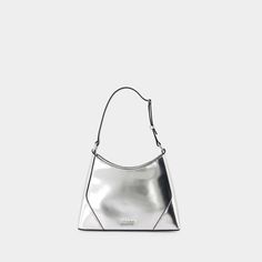 CHRM STAUD LINDA SHOULDER BAG Chic Accessories, Leather Silver, Luxury Clothing, The List, World Of Fashion, Leather Shoulder Bag, Calf Leather, Silver Color, Calf Skin