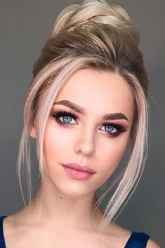 Summer wedding Makeup wedding makeup natural brown smokey and long lashes lenabogucharskaya via instagram Aesthetic Honey, Summer Wedding Makeup, Blonde Hair And Blue Eyes, Wedding Makeup Ideas, Gorgeous Wedding Makeup, Wedding Makeup Bride, Wedding Hairstyles And Makeup, Blonde Aesthetic, Brown Smokey