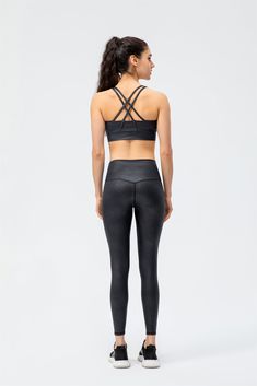 77% Nylon. 23% Spandex Soft. comfortable and skin friendly 4-way stretch. breathable and sweat-wicking Crisscross straps that offer intricate detailing to your look Double straps provides excellent support High waisted design Built-in Bra with Removable Pads Internal pocket on the side waist Perfect for both sports activities and daily life High Waisted Yoga Leggings, Sports Bra And Leggings, Strapless Bandeau, Yoga Set, Black Xs, Sports Activities, Plus Size Swimwear, Sports Leggings, Yoga Leggings