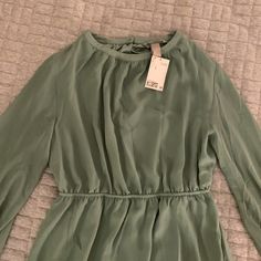 Never Worn And Nwt! Gold Button Detail On Back. Balloon Sleeve Detail. Cinched At Waist. Light Moss Green Light Moss Green, Green Long Sleeve Dress, Dress H&m, Green Long Sleeve, H M Dresses, Hm Dress, Moss Green, Sleeve Detail, Gold Buttons