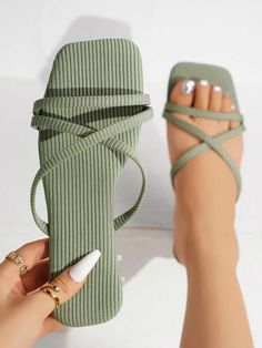 Trending Shoes, High Heels, Sandals, Heels, How To Wear, Quick Saves