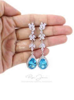 Finish: Silver Platinum or Rose gold plated Material: Top quality rhinestones, AAA Zirconia, lobster clasp Length of Necklace: 17.5 inches (Pic.10) Color of Teardrop: Navy Blue ,Peach Morganite ,Green Apple ,Aqua Blue or Clear Zirconia. Size of Teardrop: 19mm We provided two backdrops for you to choose: 1) With 7 inches teardrop AAA zirconia pendant backdrop. 2) With 2 inches extender. Quantity: 1 Items Condition: 100% Brand New You can find matching Zirconia jewelry here (Pic.4-9) : https://www Blue Wedding Jewelry With Matching Earrings, Light Blue Sterling Silver Wedding Earrings, Light Blue Sterling Silver Earrings For Wedding, Formal Light Blue Dangle Jewelry, Light Blue Crystal Wedding Jewelry, Light Blue Crystal Jewelry For Wedding, Elegant Light Blue Jewelry For Wedding, Light Blue Teardrop Jewelry For Wedding, Wedding Jewelry Bride