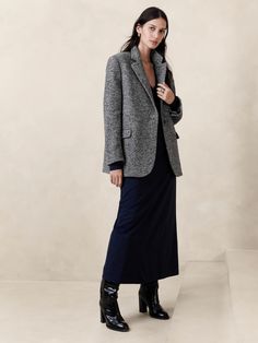 Olinda Italian Herringbone Blazer | Banana Republic Sweatshirt Under Blazer, Oversized Tweed Blazer Outfit, Oversized Blazer With Dress, Blazer Over Dress Outfits, Turtleneck And Blazer, Oversized Blazer Outfit, Olive Blazer, European Travel Outfit, Simple Work Outfits