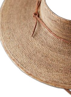 Adjustable Coastal Straw Hat Made Of Toquilla, Adjustable Panama Hat With Short Brim For Sunbathing, Eco-friendly Toquilla Straw Hat, Adjustable Short Brim Straw Hat For Sunbathing, Upf 50+ Visor Boater Hat For Vacation, Upf 50+ Boater Hat With Visor For Vacation, Upf 50+ Flat Brim Straw Hat For Sunbathing, Natural Curved Brim Hat With Uv Protection, Natural Hat With Uv Protection And Curved Brim