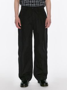 This is a trendy and minimal pants by Millo Archive that is made out of high quality and sturdy material. With distinctive mood of the design and comfortable wear, you can style it for your casual daily outfit.- Relaxed silhouette- Metal cantons detail- Thickness suitable for all four seasons Black Cotton Baggy Work Pants, Black Baggy Cotton Work Pants, Baggy Black Cotton Work Pants, Black Cotton Wide Leg Work Pants, Urban Black Wide Leg Work Pants, Urban Style Black Wide Leg Work Pants, Techwear Style Cotton Pants For Workwear, Techwear Cotton Pants For Work, Black Wide Leg Urban Work Pants