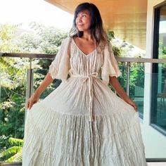 Handmade Bohemian Off White Maxi Dress. Perfect For A Boho Wedding, Maternity, Or A Nice Romantic Picnic With Yourself. V Neck Flowy Wide Sleeve Cotton Ankle Length No Pockets Tho :( Made In Thailand Flowy Wedding Dress, Maxi Dress Maternity, Wedding Dress V Neck, Wedding Maxi Dress, Off White Wedding, Off White Wedding Dresses, Dress Boho Wedding, Maxi Dress Boho, Wedding Dresses Hippie