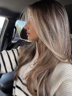 White Highlights On Light Brown Hair, Brunette With Blond Balayage, Low Lights On Highlighted Hair, Light Brown Hair Highlights Caramel, Brunette With Teasy Lights, Hair Lowlights For Blonde Hair, Brunette Hair With Platinum Highlights, Brunette With Ashy Highlights, Low Light Highlights