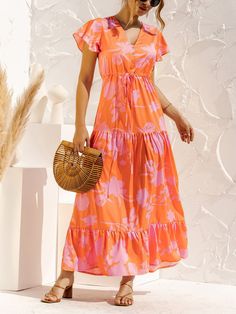 V-neck Floral Print Maxi Dress P16236 Dress Stores Online, Maxi Dress Online, Floral Print Maxi Dress, Floral Print Maxi, Vacation Dresses, Holiday Fashion, Printed Maxi Dress, Stylish Girl, Moda Casual