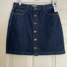 New With Tags Super Cute Hollister, Button-Down Ultra High-Rise Denim Mini Skirt In A Junior Size 9. Two Front Pockets And Two Back Pockets. Please See Photos And If You Have Any Questions, Please Ask. Thanks For Looking And Have A Great Day. Denim Mini Skirt Y2k, Hollister Skirt, Brown Mini Skirt, Y2k Mini Skirt, Plaid Pleated Mini Skirt, Jean Mini Skirt, Gingham Skirt, Distressed Denim Skirt, Jean Mini Skirts