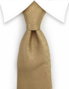 Elegant gold tie Navy Groomsmen Suits, Gold Dress Shirt, Gala Attire, Gold Bow Tie, Black Tie Attire, Man Gifts, Tall Man, Groom And Groomsmen Attire, Gold Tie