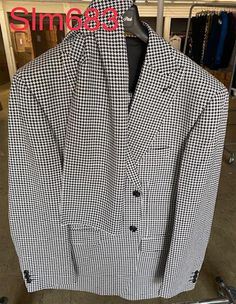 Two Button Single Breasted Peak Lapel Checkered Suit Plaid Suit Houndstooth Suit Two Front Flap Pocket One Chest Pocket Color: Black ~ White