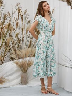 MissJophiel Scollop Sleeves Chiffon V Neck Print Floral Midi Tea Length Formal Evening Gown Party Guest Dresses, Guest Dresses Cocktail, Floral Wedding Party, Cute Hipster Outfits, Midi Dress Chic, Formal Evening Gown, Hipster Outfits, Dresses Cocktail, Ruffle Shorts