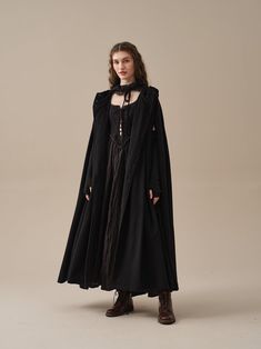 Fur Lined Cloak, Fantasy Hooded Cloak, Witch Robes, Fae Ball, Witch Cloak, Wool Cloak, Winter Cloak, Cape Cloak, Cloak Coat