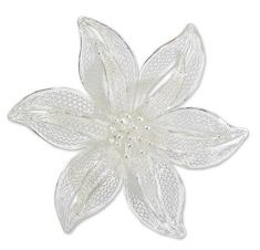 Fanning outward like a star filigree petals form a delicate lily. This exquisite brooch from Yuli is handcrafted of gleaming sterling silver. .925 Sterling silver Romantic Christmas Gifts, Silver Brooch Pin, Lily Tattoo, Buying An Engagement Ring, Sterling Silver Brooch, Romantic Lace, Sterling Silver Filigree, Tiger Lily, Silver Brooch