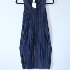 Sleeveless H&M Straight-Cut Dress Blue Size Xs. New With Tags Casual Navy Sleeveless Dress For Spring, Casual Fitted Blue Sleeveless Dress, Casual Blue Fitted Sleeveless Dress, Casual Navy Sleeveless Mini Dress, H&m Blue Sleeveless Dress, H&m Blue Mini Length Dresses, Blue Sleeveless H&m Dresses, Chic Sleeveless Indigo Dress, Fitted Blue H&m Dress