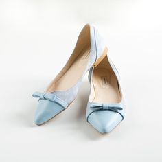 Niki- elegant flat shoes made of high-quality blue leather. The insole made of a soft calfskin ensures comfort of use. The shoes are characterized by their simple and subtle design. Minimalist form is a universal base for many outfits both casual and smart. Delicately pointed toes optically slim the feet. Sizes UK, EU, US   and feet dimensions in centimeters and inches  3 UK / 36 EU / 5 US insoles length 23.5 cm = 9.2 inches 4 UK / 37 EU/ 6 US insoles length 24 cm = 9.4 inches 6 UK / 38 EU / 7 U Elegant Blue Closed Toe Ballet Flats, Chic Blue Ballet Flats With Flat Heel, Chic Pointed Toe Flats For Wedding, Elegant Blue Flats For Party, Elegant Blue Party Flats, Chic Blue Leather Ballet Flats, Elegant Blue Leather Ballet Flats, Chic Slip-on Wedding Flats, Pointed Toe Wedding Shoes With Leather Sole