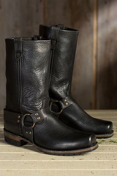 Men's Walk-Over Salinger Leather Harness Boots | Overland Jump Boots, Vintage Cowboy Boots, Biker Outfit, Mens Cowboy, Mens Boots Fashion, Harness Boots, Leather Harness, Leather Shoes Men, Cool Boots