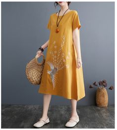 Occasion	Casual , Stylish
Seasons	Spring，Summer
Type	Midi Dress
Color	Red,Yellow,Dark Blue
Size	M,L,XL,2XL